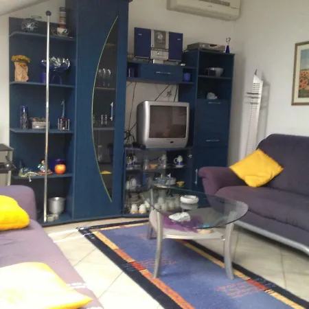 D&d Apartment *