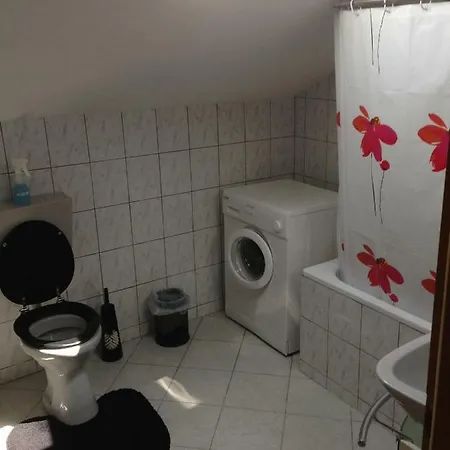Apartment D&d *