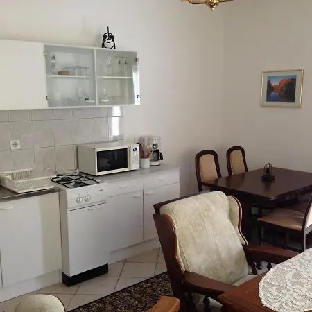 D&d Apartament Malinska